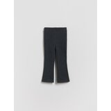 Reserved Termoizolirane flare hlače - tamnosivo | shoptok.hr