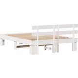Bijeli okvir kreveta s uzglavljem 140x200 cm od čvrstog drveta bor | shoptok.hr