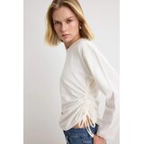 TRENDYOLMILLA Trendyol ženska majica Twoaw27Ts00025, ecru | Eponuda.com