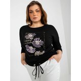 Fashion Hunters Women's blouse plus size with 3/4 sleeves and print - black Cene
