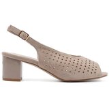 GOODIN Beige low-heeled sandals | Shoptok.si