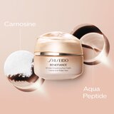 Shiseido Benefiance Wrinkle Smoothing Eye Cream hralnilna krema za predel okoli oči za zmanjšanje gub 15 ml | Shoptok.si