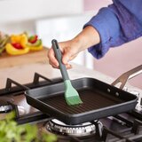 Lekue Silikonski čopič Essential 4x21,5cm / sivo-zelen / silikon, pvc, (5000200327) | Shoptok.si