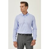 ALTINYILDIZ CLASSICS Men's Light Blue Non-Iron Non-iron Slim Fit Slim-Fit 100% Cotton Buttoned Collar Shirt. Cene