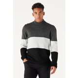 AC&Co / Altınyıldız Classics Men's Anthracite-black Standard Fit Regular Cut Half Turtleneck Striped Knitwear Sweater. Cene