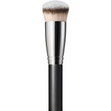 MAC Cosmetics 170 Synthetic Rounded Slant Brush poševni kabuki čopič 1 kos | Shoptok.si