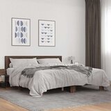  Posteljni okvir rjav hrast 200x200 cm inženirski les in kovina | Shoptok.si