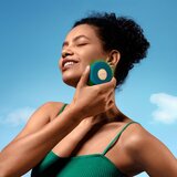 Foreo UFO™ 3 Go sonična naprava za pospešitev učinkov maske za obraz Evergreen 1 kos | Shoptok.si