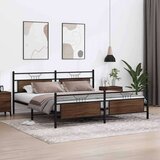 Metalni Kovinski posteljni okvir brez vzmetnice rjavi hrast 200x200 cm, (21829518) | Shoptok.si