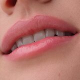 Catrice Bare Glow balzam za usne reagira na pH nijansa 010 Cool Pink 3 g | shoptok.hr