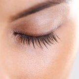 Avène Couvrance maskara za občutljive oči odtenek Black 7 ml Cene