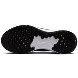 Nike Nizki čevlji Revolution 7 pisana | Shoptok.si