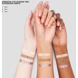 Bobbi Brown Essential Eye Shadow Trios paleta senčil za oči za popoln videz odtenek Everyday Greys 4,4 g | Shoptok.si