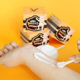 Elizavecca Milky Piggy Belly Line K.O Double Action Cream učvršćujuća krema za problematična mjesta 100 ml | shoptok.hr