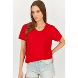 armonika Women's Red V-Neck T-shirt