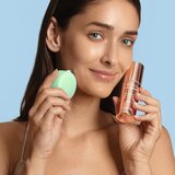 Foreo BEAR™ 2 go mikrotokovna naprava za čvrstejši obraz za obraz Pistachio 1 kos | Shoptok.si
