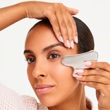 WONDERSKIN Liquid Gym Gua Sha pripomoček za masažo za obraz 1 kos | Shoptok.si