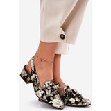 Maciejka Leather Pumps With Flowers And Bow Black | Shoptok.si
