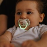 BabyOno Ortodontska simetrična duda GLOW 6-18 mj, 2 kom | shoptok.hr