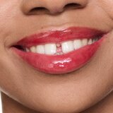 Essence Hydra Kiss vlažilno olje za ustnice odtenek 12 Ruby Sparkle 4 ml | Shoptok.si