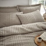 Pineapple Elephant Bež podaljšana posteljnina za zakonsko posteljo 230x220 cm Tamba Stripe – | Shoptok.si