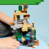 Lego LEGO® Minecraft® - Ječa za zombije (21587) | Shoptok.si