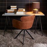 WOOOD Oblazinjen jedilni stol z nasloni za roke v konjak rjavi barvi Fenne – | Shoptok.si