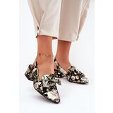 Maciejka Leather Pumps With Flowers And Bow Black | shoptok.hr