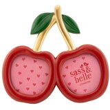 Sass & Belle Crveni stojeći okvir od polyresina 17,5x15,5 cm Cherry – Cijene