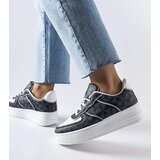 Gemre Black sneakers adorned with the Sands monogram Cene