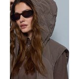 Sinsay Prošiveni prsluk s kapuljačom | shoptok.hr