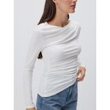 Reserved Bluza s naborima - krem | shoptok.hr