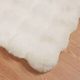 vidaXL Dežnik iz umetnega zajčjega krzna 4 pcs Bela 220 x 240 cm | Shoptok.si