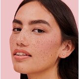 Benefit Dandelion WANDERful World Mini pudrasto rdečilo odtenek Baby-pink brightening 2,5 g | Shoptok.si