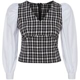 Trendyol Curve White Tweed Patterned Blouse | Shoptok.si