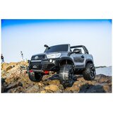  Licencirani avto na akumulator Toyota Hilux 4x4 - dvosedež - bela | Shoptok.si