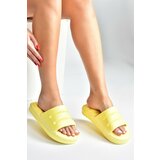 Fox Shoes Yellow Women's Casual/beach Slippers cene