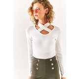 Olalook Women's Ecru Crisp Collar Detailed Sharon Blouse | shoptok.hr