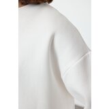 Trendyol Ecru Oversize/Relaxed Cut Basic Crew Neck Thick/Polar inside Knitted Sweatshirt Cene