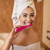 Foreo ISSA™ 4 električna zobna ščetka Fuchsia 1 kos | Shoptok.si