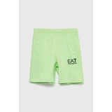Ea7 Emporio Armani Otroške bombažne kratke hlače zelena barva