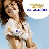 Nivea SUN Sensitive Immediate losjon za sončenje za občutljivo kožo SPF 50+ 200 ml | Shoptok.si