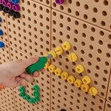  Masterkidz šareni vijci, 5 oblika za kreativnu tablicu STEM, 512 kom. | shoptok.hr
