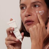 Novexpert Baršunasti Hydro-Biotic Fluid – Umirujuća nega za osetljivu kožu | Eponuda.com