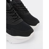 Shelvt Black sports sneakers with a thick white sole | ePonuda.com