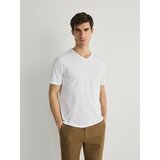 Reserved - Slim majica kratkih rukava s V-izrezom - bijela | shoptok.hr