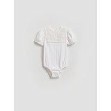 Reserved Bodi s rupičastim umetkom - krem | shoptok.hr