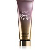 Velvet Petals losjon za telo za ženske 236 ml