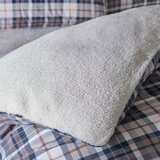 Catherine Lansfield Modra/bež posteljnina za zakonsko posteljo iz sherpa flisa 200x200 cm Cosy Sherpa Check – | Shoptok.si