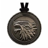 Noble Collection - GAME OF THRONES - J - STARK SHIELD PENDANT / COSTUME Cene